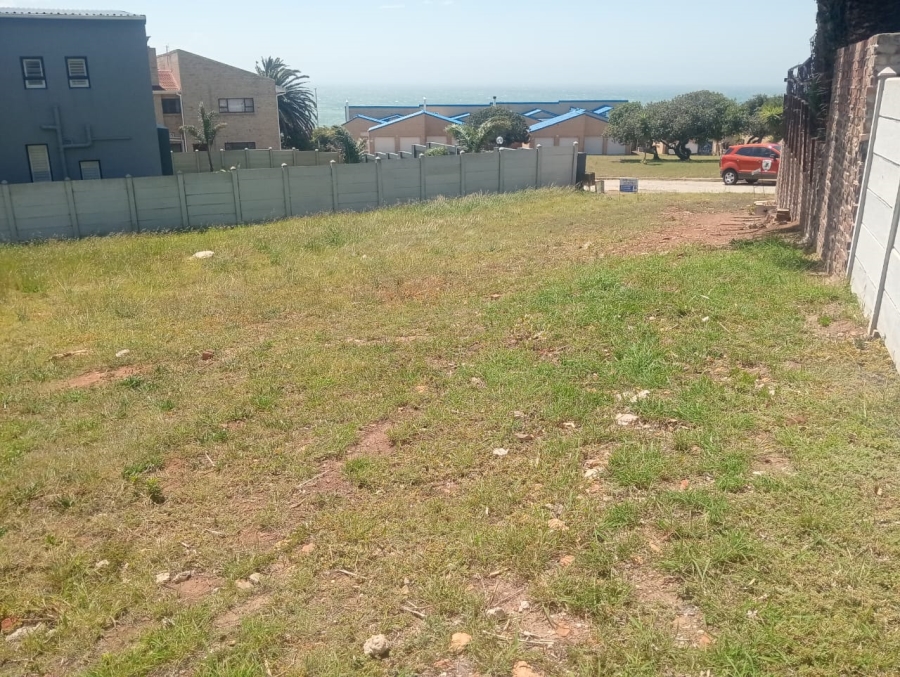 0 Bedroom Property for Sale in Wavecrest Eastern Cape